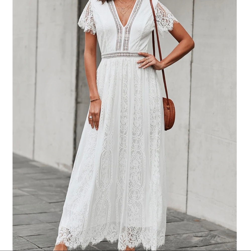 Lace Hollow-Out V Neck White Flowy Maxi Dress Lace Boho size medium